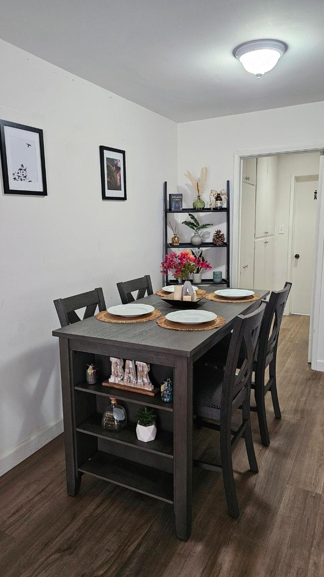 Apartment Spacious Silverlake